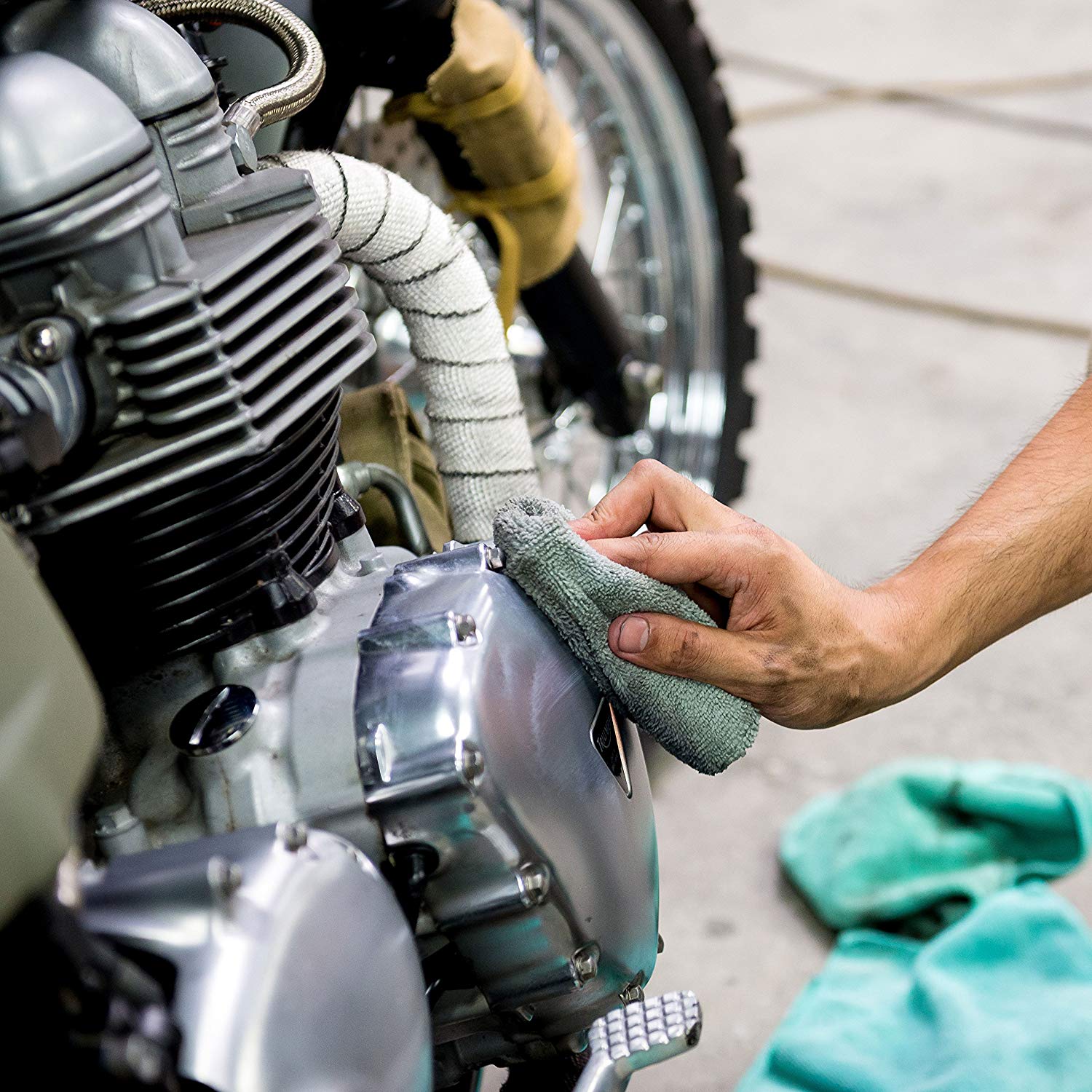 Just Motor מבית אבי חלקי חילוף פוליש מתכות לאופנועים Chemical Guys